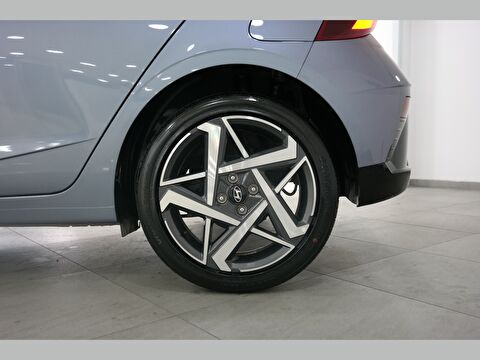 hyundai, i20, hatchback 1.0 t-gdı elite nav. dct, otomatik, benzin 2.el otomobil | renew 22