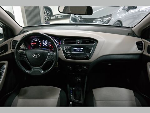 hyundai, i20, hatchback 1.4 mpı style otomatik, otomatik, benzin 2.el otomobil | renew 10