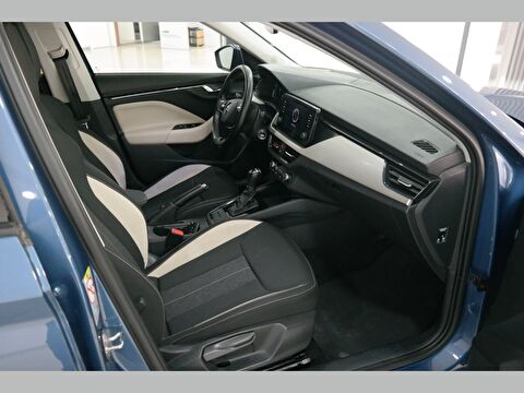 skoda, kamiq, suv 1.0 tsı premium dsg, otomatik, benzin 2.el otomobil | renew 7