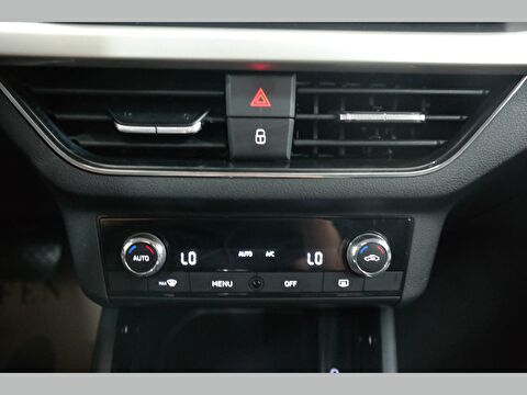 skoda, kamiq, suv 1.0 tsı premium dsg, otomatik, benzin 2.el otomobil | renew 15
