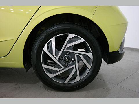 hyundai, i20, hatchback 1.0 t-gdı style nav. dct, otomatik, benzin 2.el otomobil | renew 18