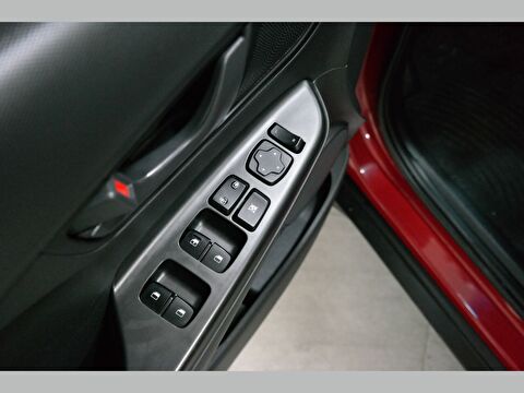 hyundai, kona, 1.0 t-gdı style dct, otomatik, benzin 2.el otomobil | renew 17