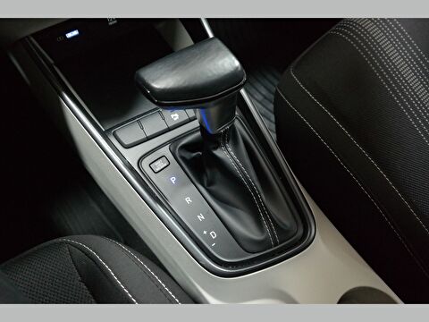 hyundai, i20, hatchback 1.4 mpı style otomatik, otomatik, benzin 2.el otomobil | renew 20