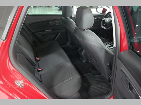 seat, leon, hatchback 1.5 ecotsı act start&stop fr, manuel, benzin 2.el otomobil | renew 8