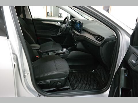 ford, focus, sedan 1.5 tdcı ecoblue titanium stil otomatik, otomatik, dizel 2.el otomobil | renew 7