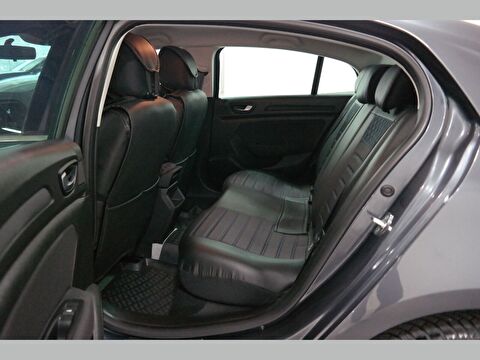renault, megane, sedan 1.3 tce touch, manuel, benzin 2.el otomobil | renew 9
