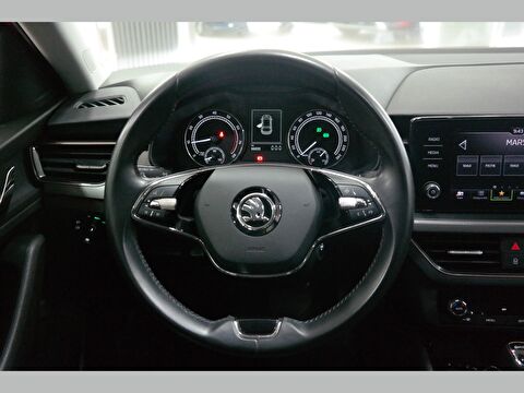 skoda, scala, hatchback 1.0 tsı premium dsg, otomatik, benzin 2.el otomobil | renew 11