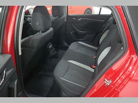 skoda, scala, hatchback 1.0 tsı premium dsg, otomatik, benzin 2.el otomobil | renew 8