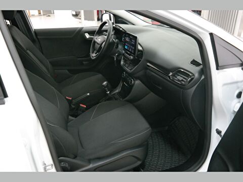 ford, puma, crossover 1.0 ecoboost style, manuel, benzin 2.el otomobil | renew 7