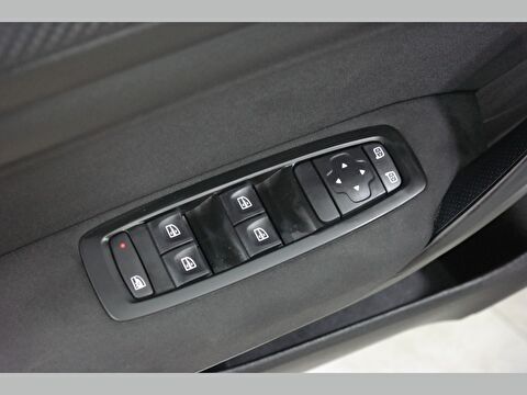 renault, megane, sedan 1.3 tce joy comfort edc, otomatik, benzin 2.el otomobil | renew 18