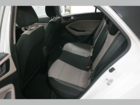 hyundai, i20, hatchback 1.4 mpı style otomatik, otomatik, benzin 2.el otomobil | renew 9