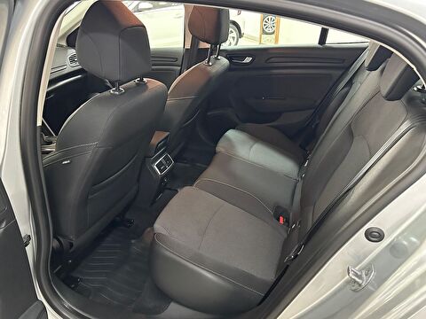 renault, megane, sedan 1.3 tce touch edc, otomatik, benzin 2.el otomobil | renew 8