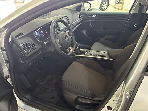 renault, megane, sedan 1.3 tce touch edc, otomatik, benzin 2.el otomobil | renew 6