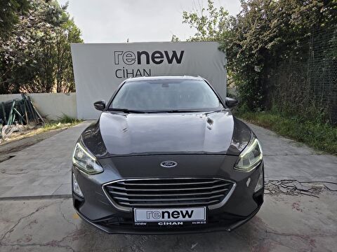 Ford, Focus, Sedan 1.5 TDCI EcoBlue Titanium Otomatik, Otomatik, Dizel 2. el otomobil | renew Mobile