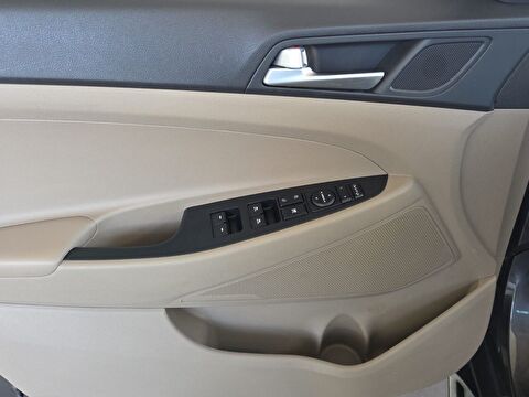 hyundai, tucson, 1.6 crdı 4x2 style plus dct, otomatik, dizel 2.el otomobil | renew 18