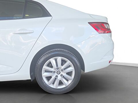 renault, megane, sedan 1.3 tce touch edc, otomatik, benzin 2.el otomobil | renew 9