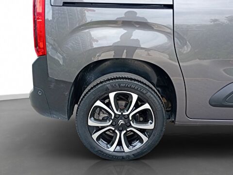 citroen, berlingo, kombi 1.5 bluehdı shine bold eat8, otomatik, dizel 2.el otomobil | renew 8