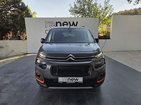 Citroen, Berlingo, Kombi 1.5 BlueHDI Shine Bold EAT8, Otomatik, Dizel 2. el otomobil | renew Mobile