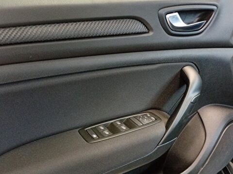 renault, megane, sedan 1.6 16v joy, manuel, benzin 2.el otomobil | renew 12