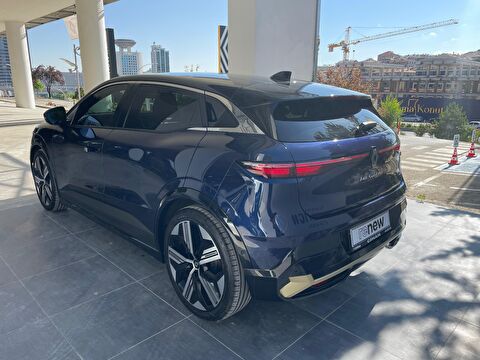 renault, megane e-tech, crossover ev60 ıconic otomatik, otomatik, elektrik 2.el otomobil | renew 5