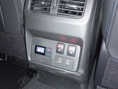 nissan, x-trail, suv 1.5 dıg-t 12v mhev platinum premium x-tronic, otomatik, mhev 2.el otomobil | renew 18