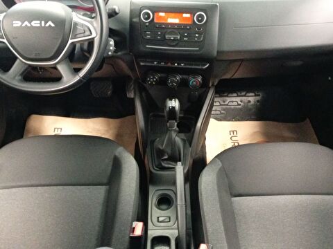 dacia, duster, 1.3 turbo essential edc 4x2, otomatik, benzin 2.el otomobil | renew 19