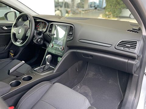 renault, megane, sedan 1.3 tce joy comfort edc, otomatik, benzin 2.el otomobil | renew 9