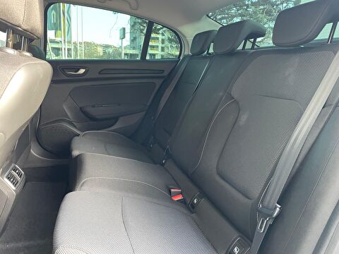 renault, megane, sedan 1.3 tce joy comfort edc, otomatik, benzin 2.el otomobil | renew 13
