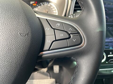 renault, megane, sedan 1.3 tce joy comfort edc, otomatik, benzin 2.el otomobil | renew 17