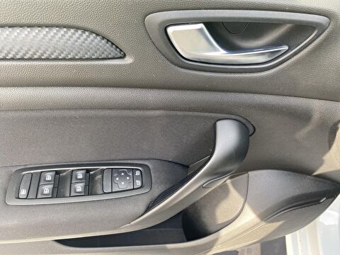 renault, megane, sedan 1.3 tce joy edc, otomatik, benzin 2.el otomobil | renew 23