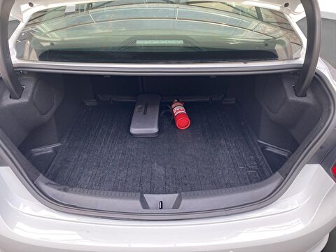 renault, megane, sedan 1.3 tce joy edc, otomatik, benzin 2.el otomobil | renew 13