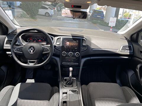 renault, megane, sedan 1.3 tce touch edc, otomatik, benzin 2.el otomobil | renew 15