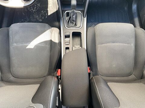 renault, megane, sedan 1.3 tce touch edc, otomatik, benzin 2.el otomobil | renew 18