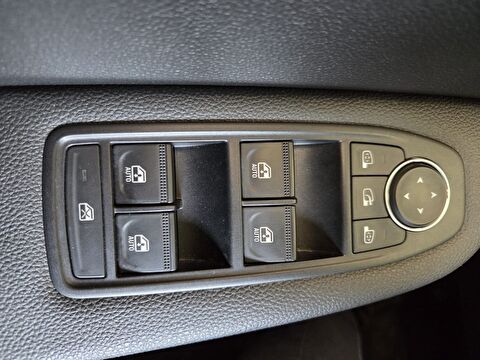 renault, clio, hatchback 1.0 tce evolution x-tronic, otomatik, benzin 2.el otomobil | renew 8