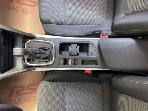 renault, megane, sedan 1.3 tce touch edc, otomatik, benzin 2.el otomobil | renew 17