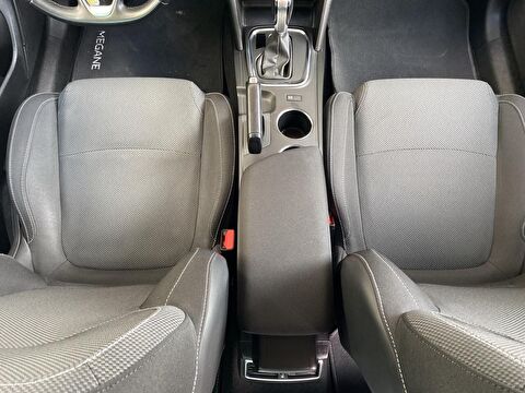 renault, megane, sedan 1.3 tce joy comfort edc, otomatik, benzin 2.el otomobil | renew 18