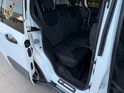 ford, tourneo courier, kombi 1.0 ecoboost titanium plus, manuel, benzin 2.el otomobil | renew 12