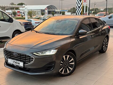 Sedan 1.5 TDCI EcoBlue Yeni Titanium X Otomatik, 2. el otomobil | renew