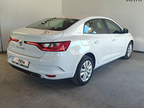 renault, megane, sedan 1.3 tce touch, otomatik, benzin 2.el otomobil | renew 15