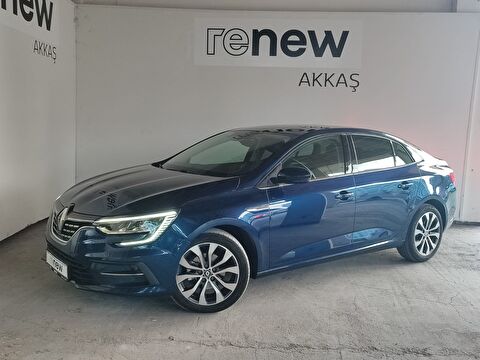 Sedan 1.5 Blue DCI Icon EDC, 2. el otomobil | renew