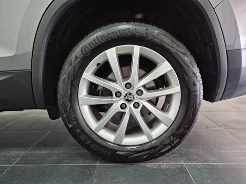 skoda, kodiaq, suv 1.5 tsı act greentec premium dsg, otomatik, benzin 2.el otomobil | renew 36