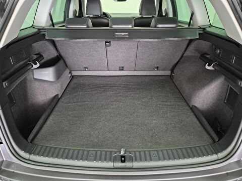 skoda, kodiaq, suv 1.5 tsı act greentec premium dsg, otomatik, benzin 2.el otomobil | renew 32