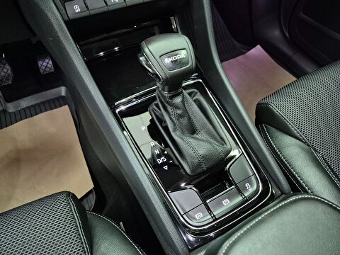 skoda, kodiaq, suv 1.5 tsı act greentec premium dsg, otomatik, benzin 2.el otomobil | renew 26