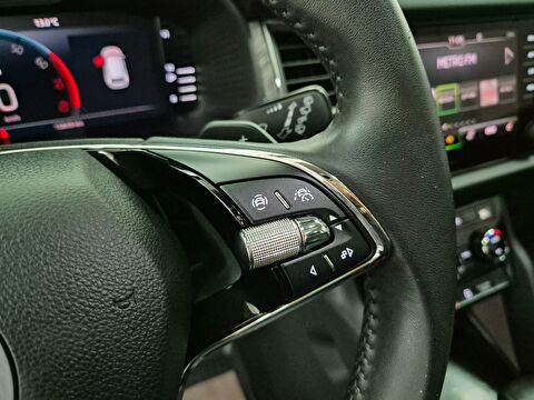 skoda, kodiaq, suv 1.5 tsı act greentec premium dsg, otomatik, benzin 2.el otomobil | renew 25