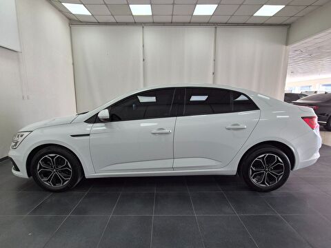 renault, megane, sedan 1.3 tce joy comfort edc, otomatik, benzin 2.el otomobil | renew 9