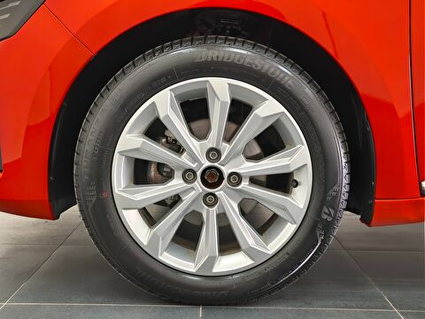 renault, clio, hatchback 1.0 tce evolution x-tronic, otomatik, benzin 2.el otomobil | renew 26