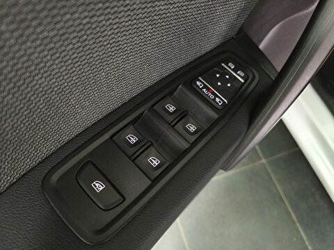 renault, kangoo multix, combi 1.3 tce techno, manuel, benzin 2.el otomobil | renew 13