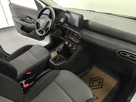 dacia, sandero, hatchback 1.0 tce stepway extreme cvt, otomatik, benzin 2.el otomobil | renew 9