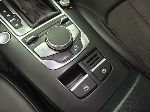 audi, a3, sedan 35 tfsı design s-tronic, otomatik, benzin 2.el otomobil | renew 17