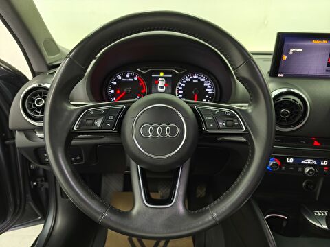 audi, a3, sedan 35 tfsı design s-tronic, otomatik, benzin 2.el otomobil | renew 14